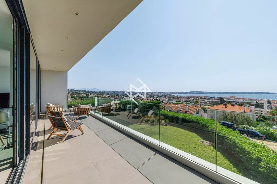 Villa in Cannes, Provence-Alpes-Côte d'Azur, France 4 - 18364119