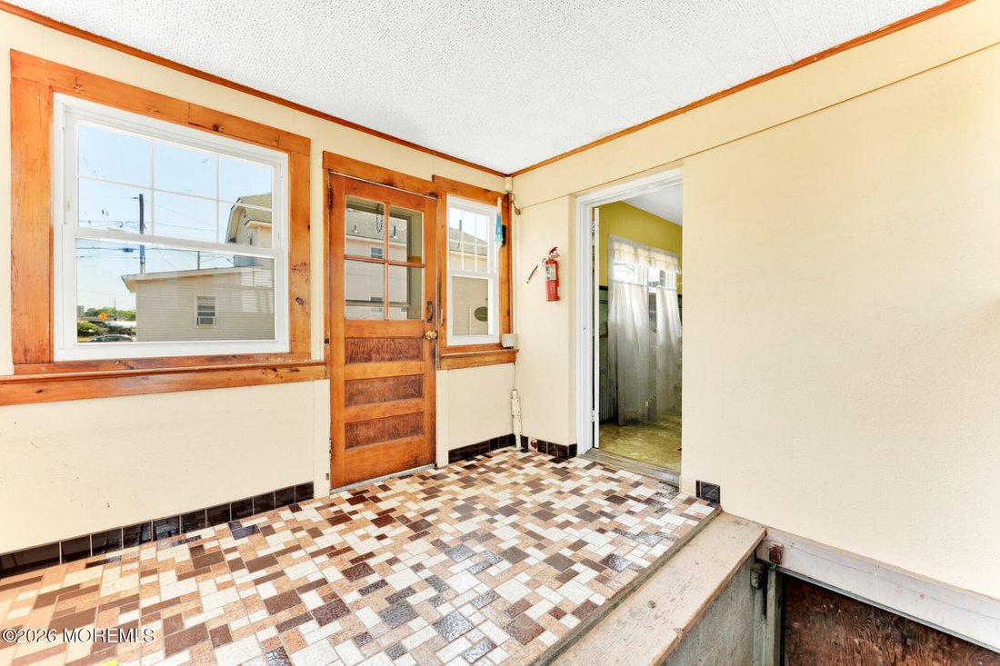 House in Union Beach, New Jersey, United States 3 - 18222410