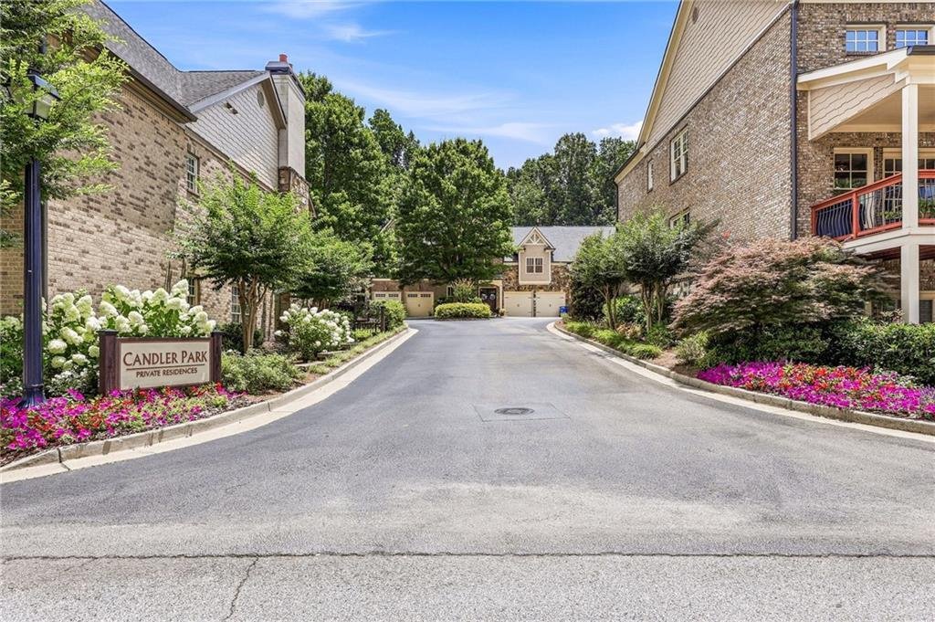 Condo in Gainesville, Georgia, United States 2 - 18365728
