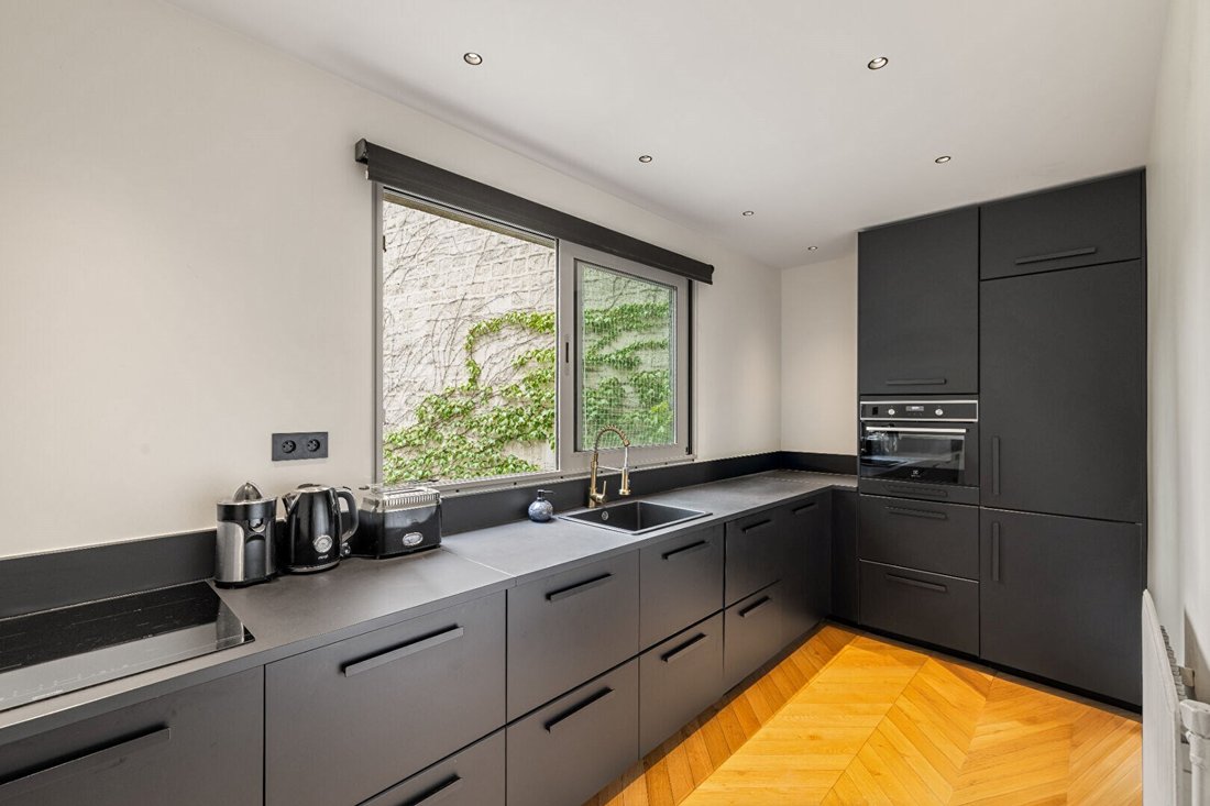 Apartment in Palais Royal, Paris 1er Arrondissement, Paris 4 - 18363469