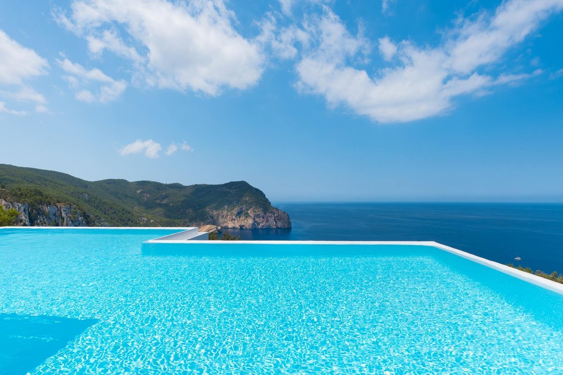 Villa in Sant Joan de Labritja, Balearic Islands, Spain 3 - 16989024