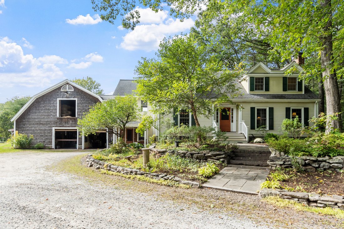 Carlisle, Massachusetts, United States 1 - 17784535