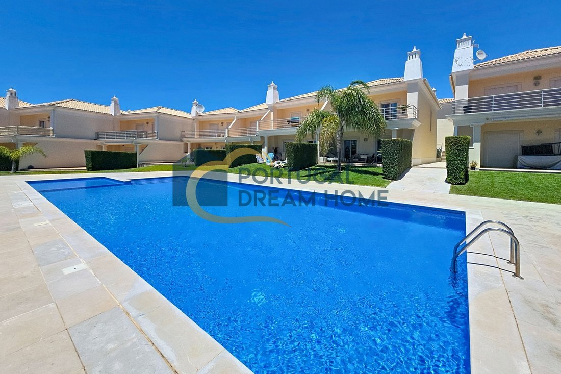 Villa in Olhos de Agua, Algarve, Portugal 1 - 18364444