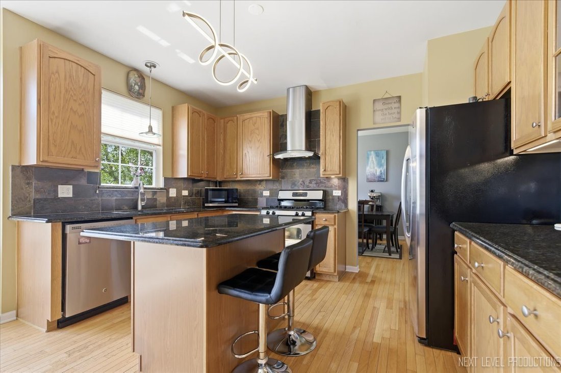 House in Bolingbrook, Illinois, United States 2 - 18362898