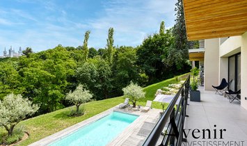 Villa in Fourvière-Saint Just, Lyon 5e Arrondissement, Lyon 2