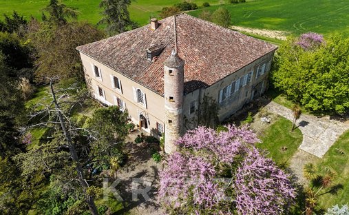 Haus in Augnax, Okzitanien, Frankreich 1