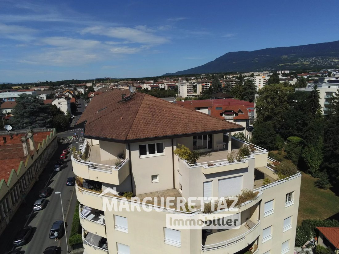 Apartment in Annemasse, Auvergne-Rhône-Alpes, France 1 - 18367194