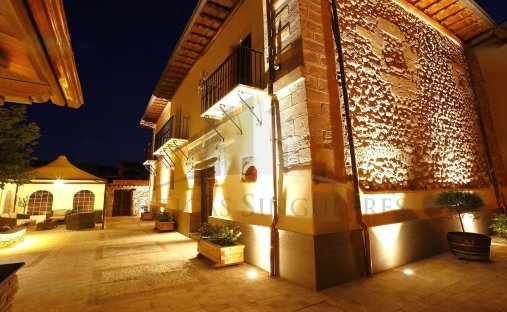 Casa a Albelda de Iregua, La Rioja, Spagna 1