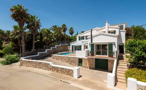 Villa in es Mercadal, Balearic Islands, Spain 1