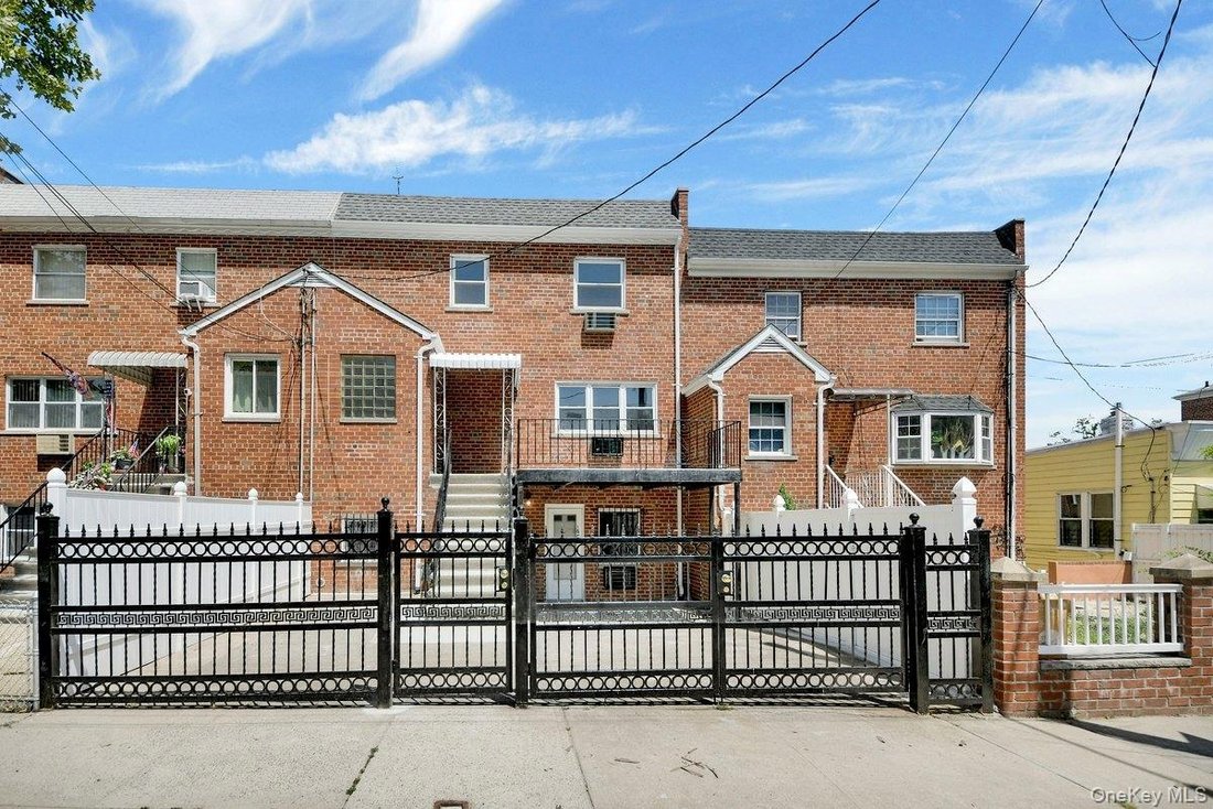 House in New York, New York, United States 1 - 18362457