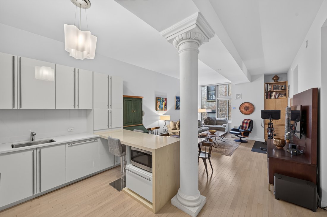 Condo in New York, New York, United States 2 - 18367043