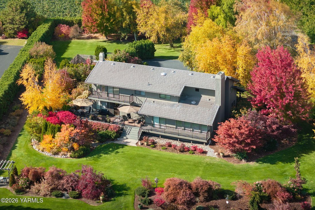 House in Yakima, Washington, United States 5 - 18366450