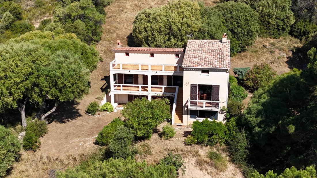 Villa in Casaglione, Corsica, France 2 - 18043446