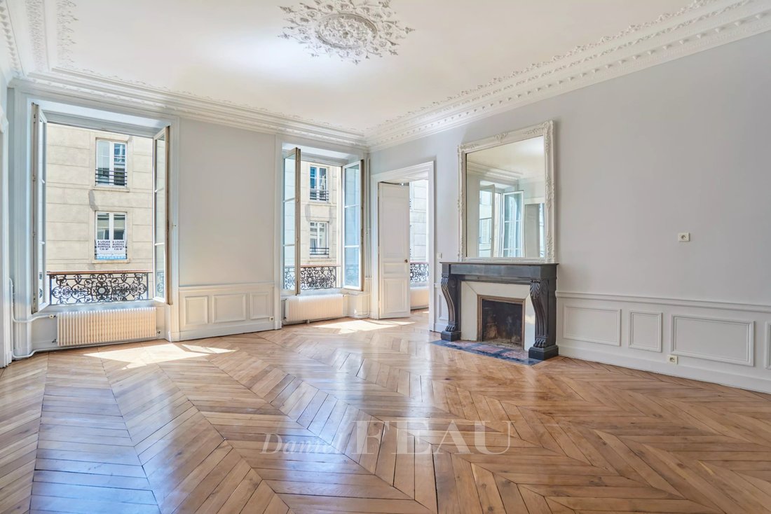 Apartment in Clichy-Trinité, Paris 9e Arrondissement, Paris 1 - 18364061