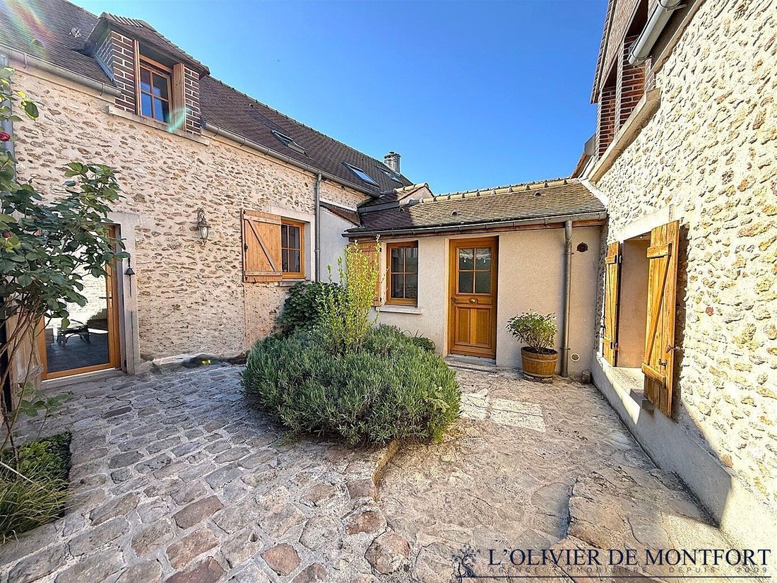 House in Gambais, Ile-de-France, France 2 - 18363250