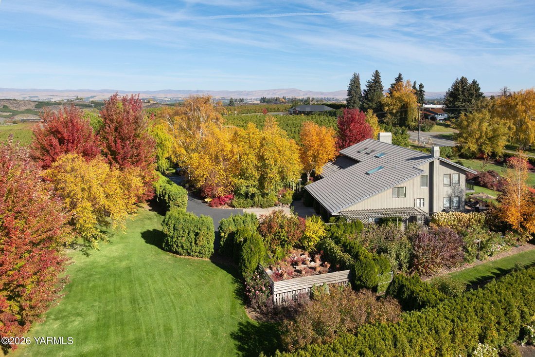 House in Yakima, Washington, United States 1 - 18366450