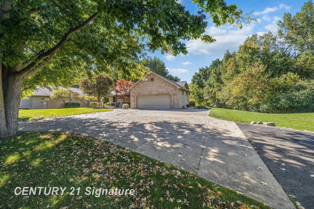 House in Saginaw, Michigan, United States 3 - 18364495