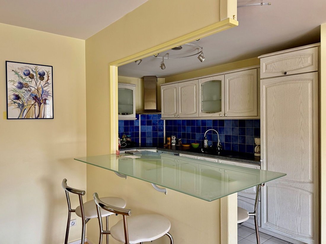 Apartment in Bois-Colombes, Ile-de-France, France 5 - 18362963