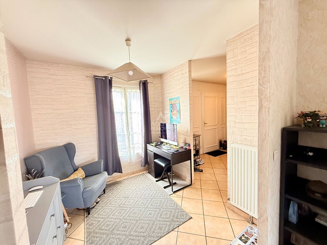 House in Basses Roches, Conflans-Sainte-Honorine, France 5 - 18363052