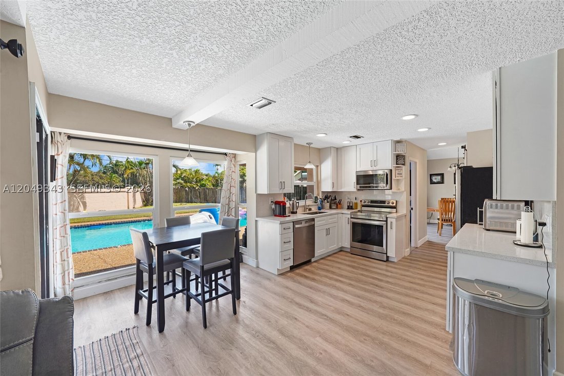 House in Davie, Florida, United States 4 - 18366127