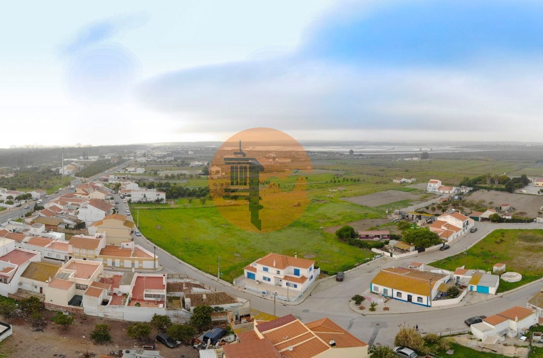 Land in Monte Gordo, Algarve, Portugal 1 - 18369630