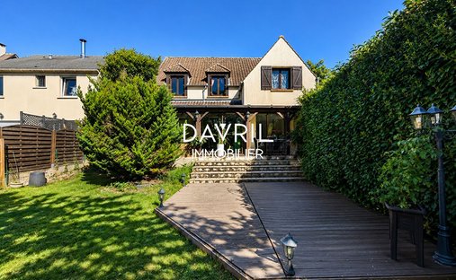 House in Basses Roches, Conflans-Sainte-Honorine, France 1