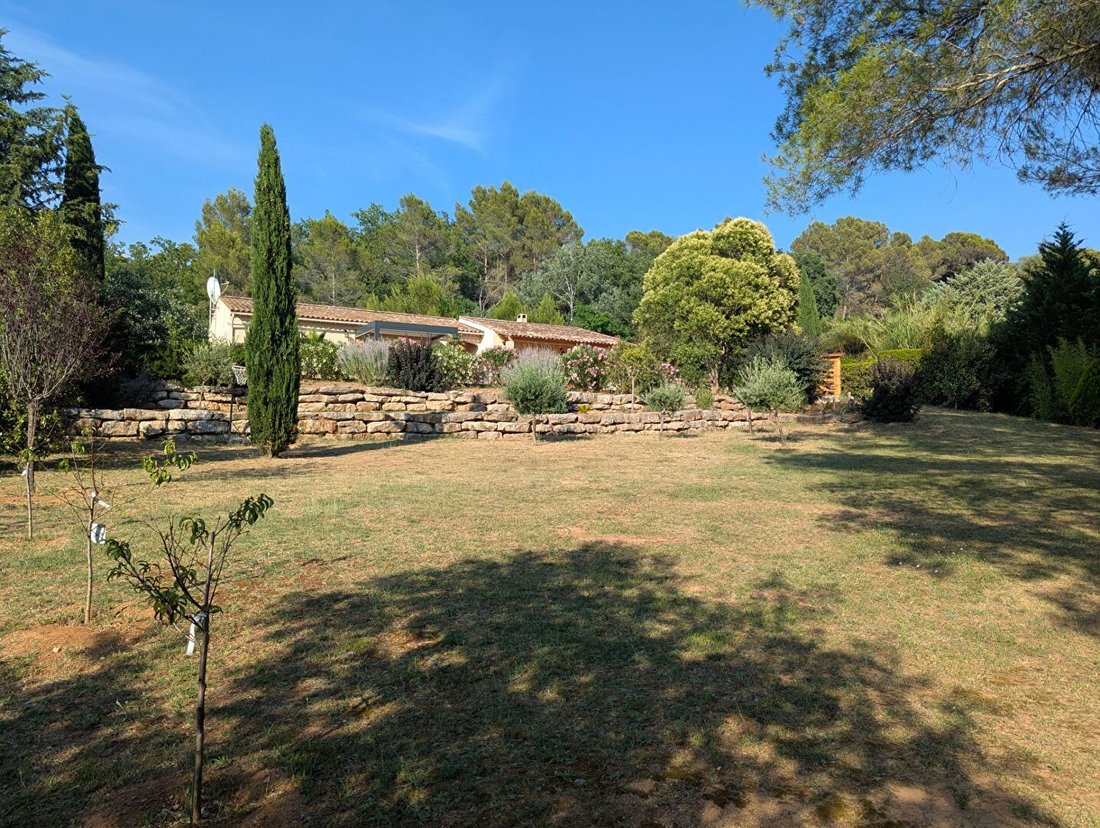 Maison à Villecroze, Provence-Alpes-Côte d'Azur, France 3 - 18362945