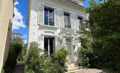 House in Chauffour-Les Marais, Sarcelles, France 1
