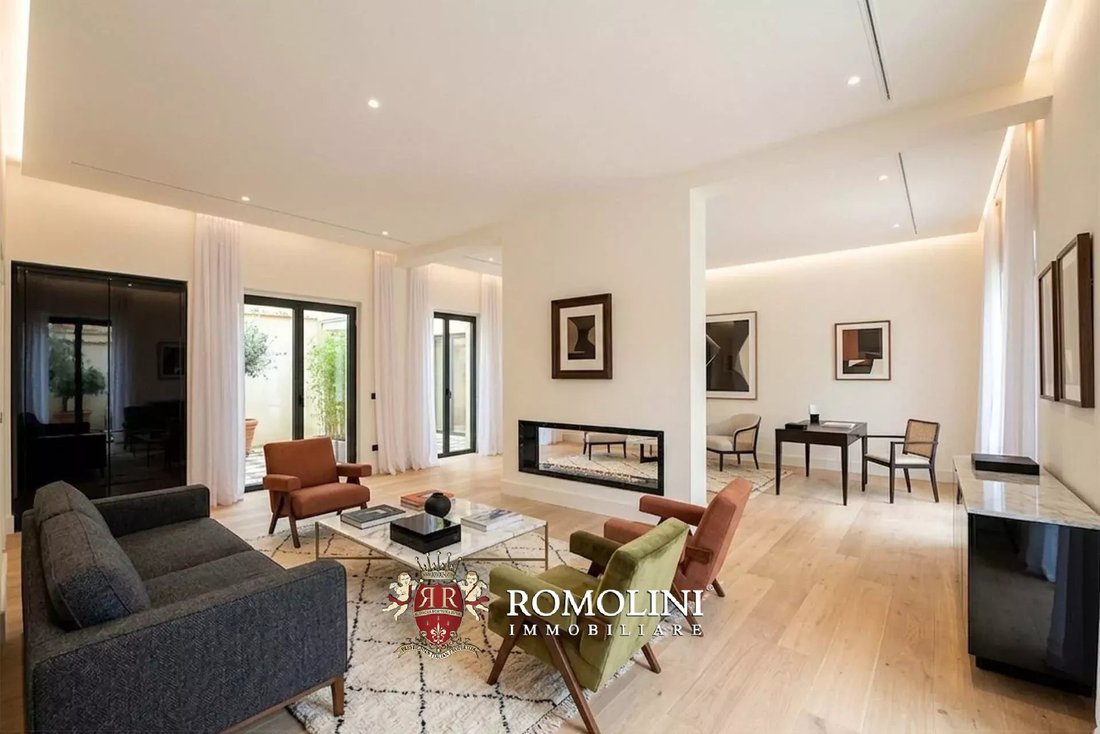 Apartment in Center, Florence, Tuscany 2 - 18363842