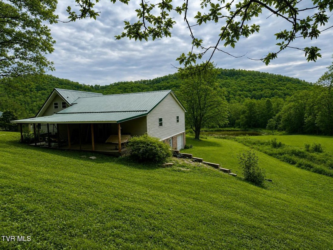 House in Surgoinsville, Tennessee, United States 3 - 17791182