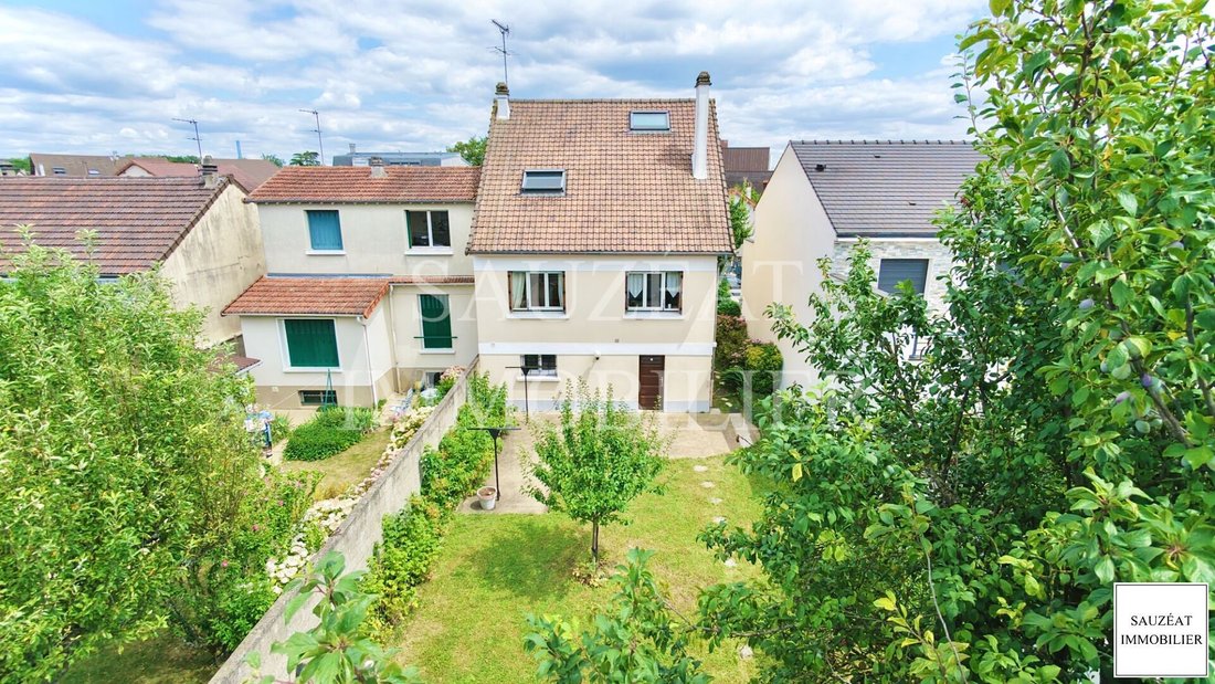 House in Ormesson-sur-Marne, Ile-de-France, France 2 - 18362797