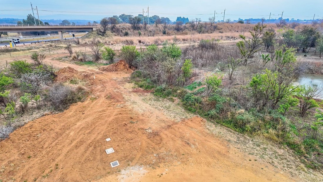 Land in City of Tshwane Metropolitan Municipality, Gauteng, South Africa 3 - 18365600