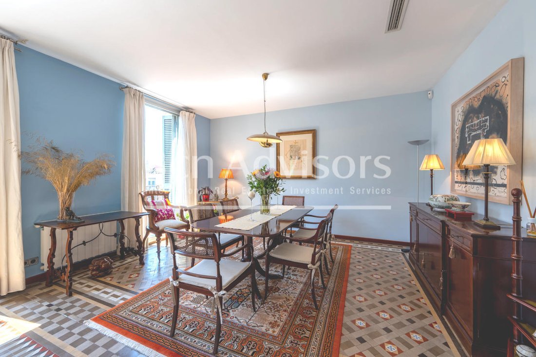 Apartment in Eixample, Barcelona, Spain 4 - 18367240
