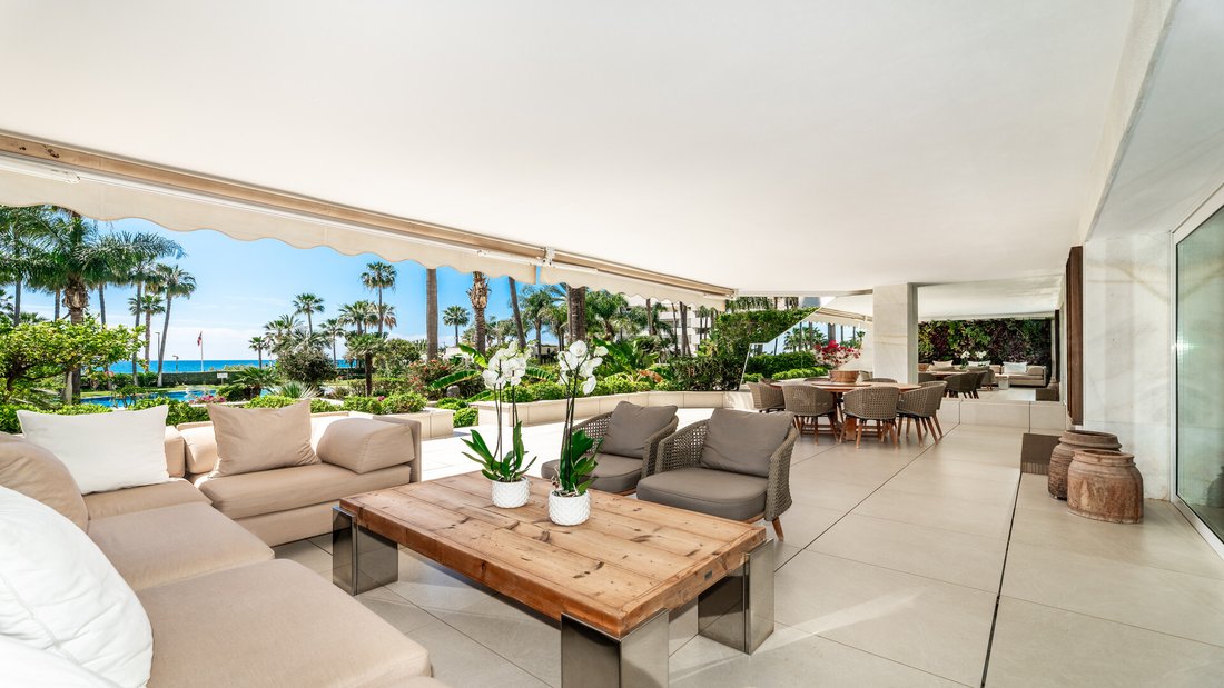 Apartment in Puerto Banus, Marbella, Spain 2 - 18365140