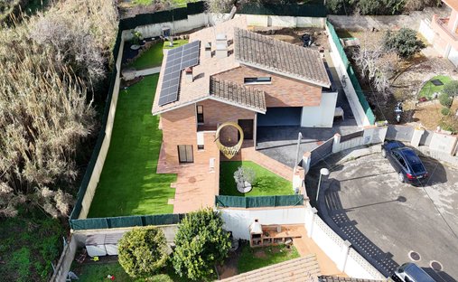 Chalet in Sant Feliu de Guíxols, Katalonien, Spanien 1