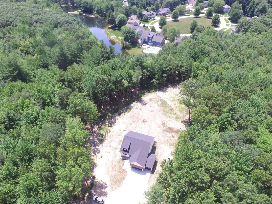 House in Fruitport Charter Township, Michigan, United States 3 - 18366797