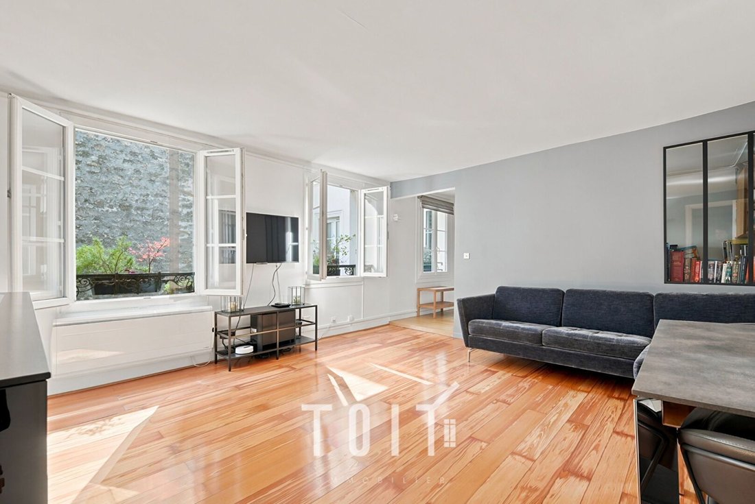 Apartment in Odéon, Paris 6e Arrondissement, Paris 4 - 18363560