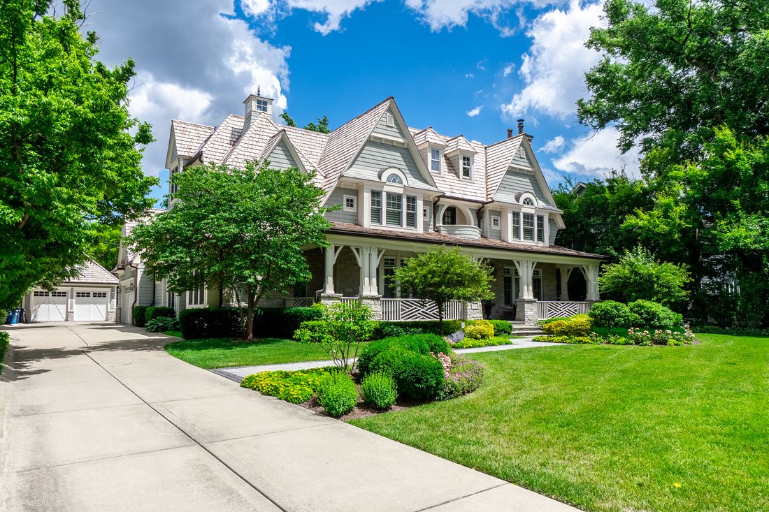 House in Elmhurst, Illinois, United States 2 - 18362877