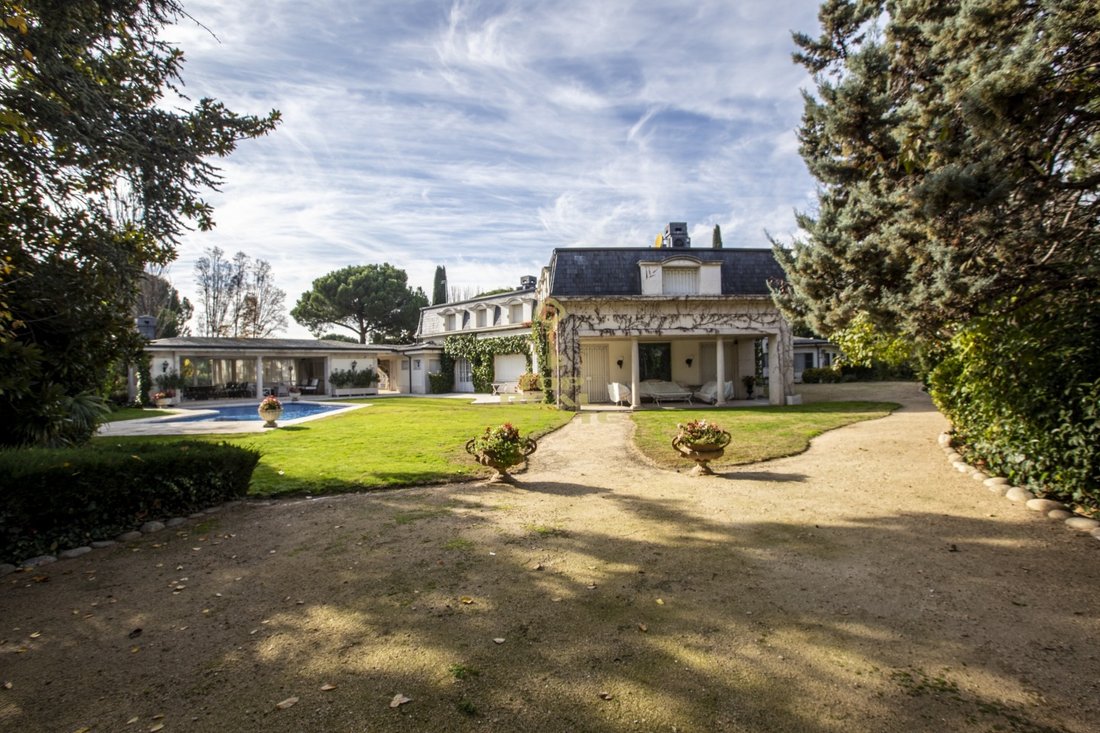 Chalet in Somosaguas, Pozuelo de Alarcon, Comunidad de Madrid 4 - 18362751