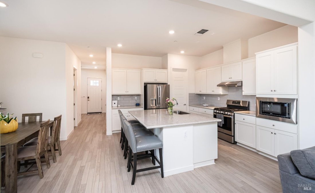 House in Petaluma, California, United States 4 - 18363754