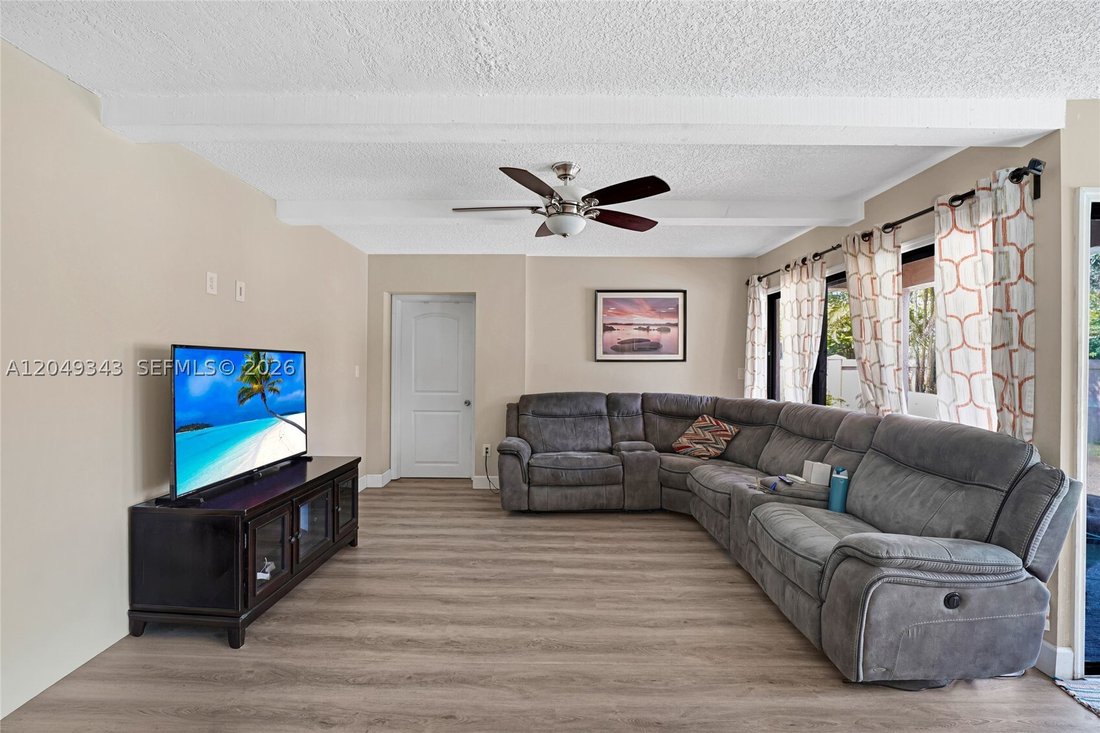 House in Davie, Florida, United States 5 - 18366127