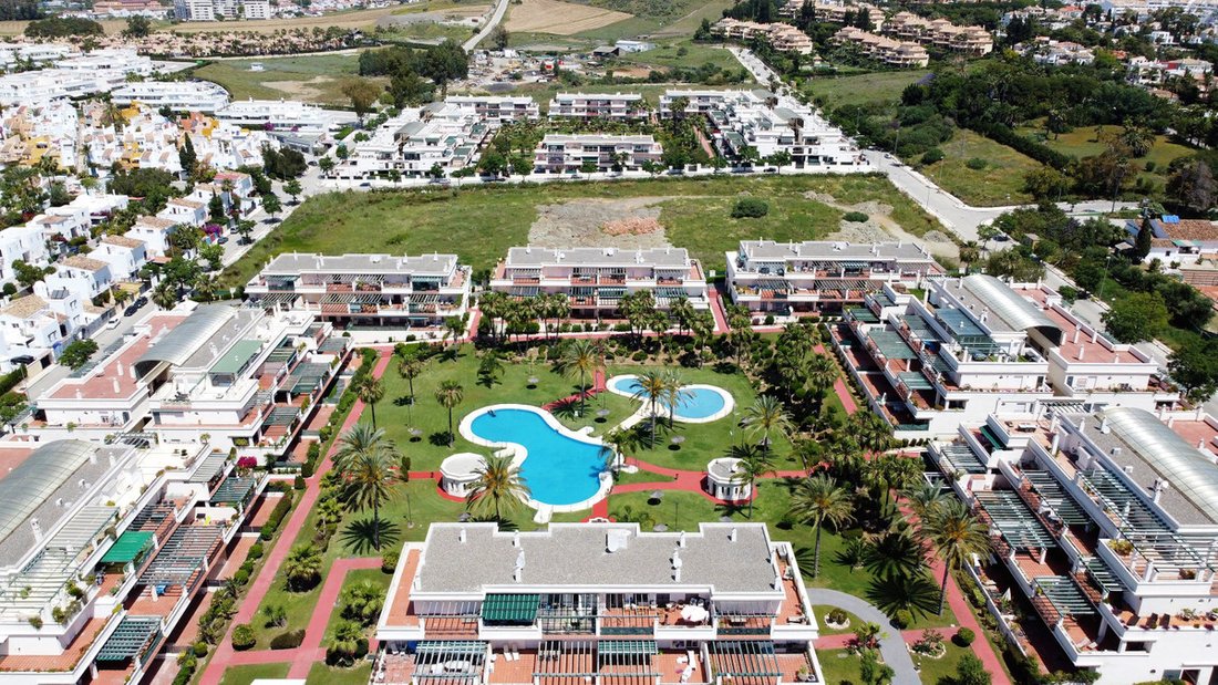 Apartment in Puerto Banus, Marbella, Spain 1 - 18363705