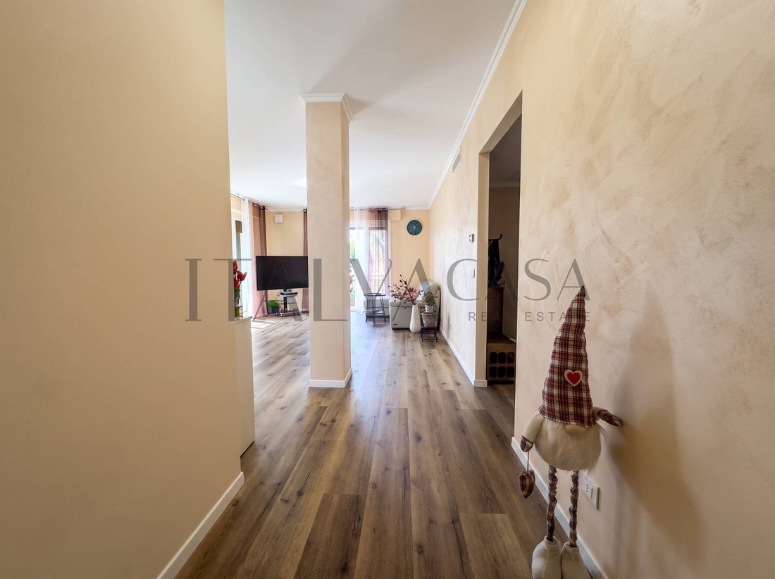 Apartment in San Martino, Sanremo, Liguria 2 - 18369475