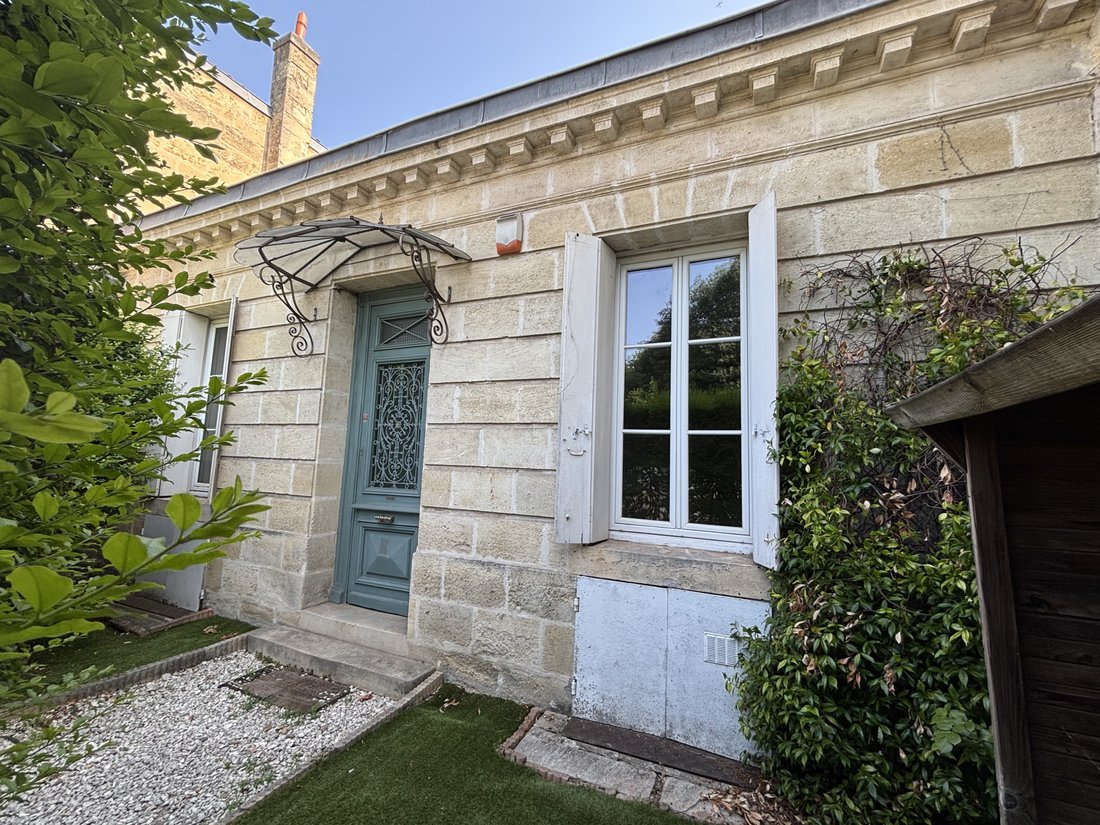 House in Le Lac-Bacalan, Bordeaux, France 1 - 18363298