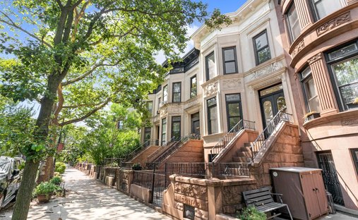 House in New York, New York, United States 1