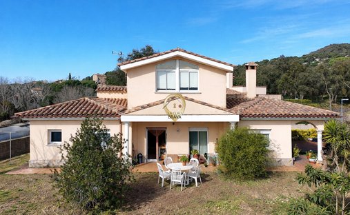 Casa en Santa Cristina de Aro, Cataluña, España 1