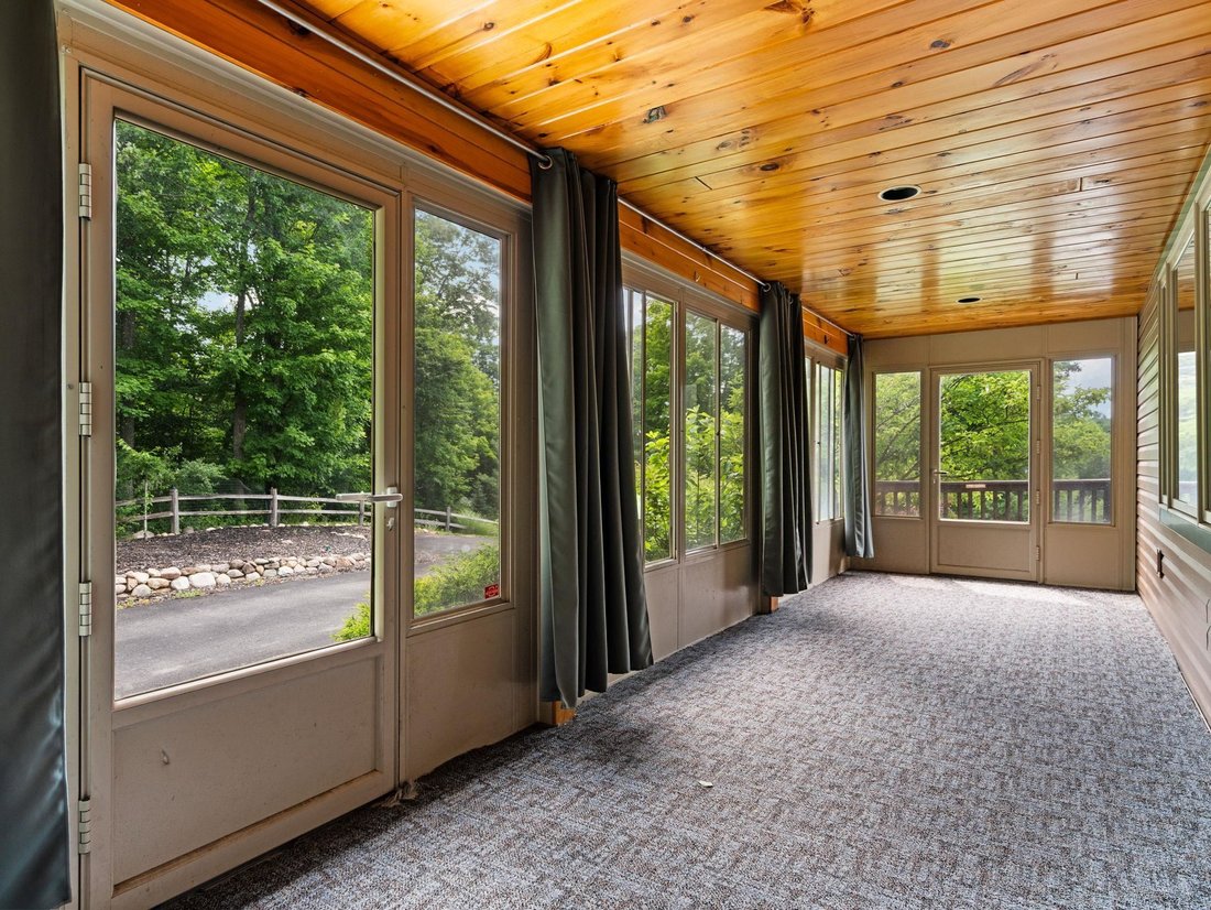 House in Williamsburg, Michigan, United States 5 - 18366795