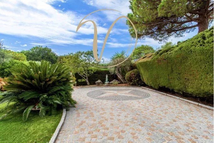 Villa in Villefranche-sur-Mer, Provence-Alpes-Côte d'Azur, France 5 - 15602878