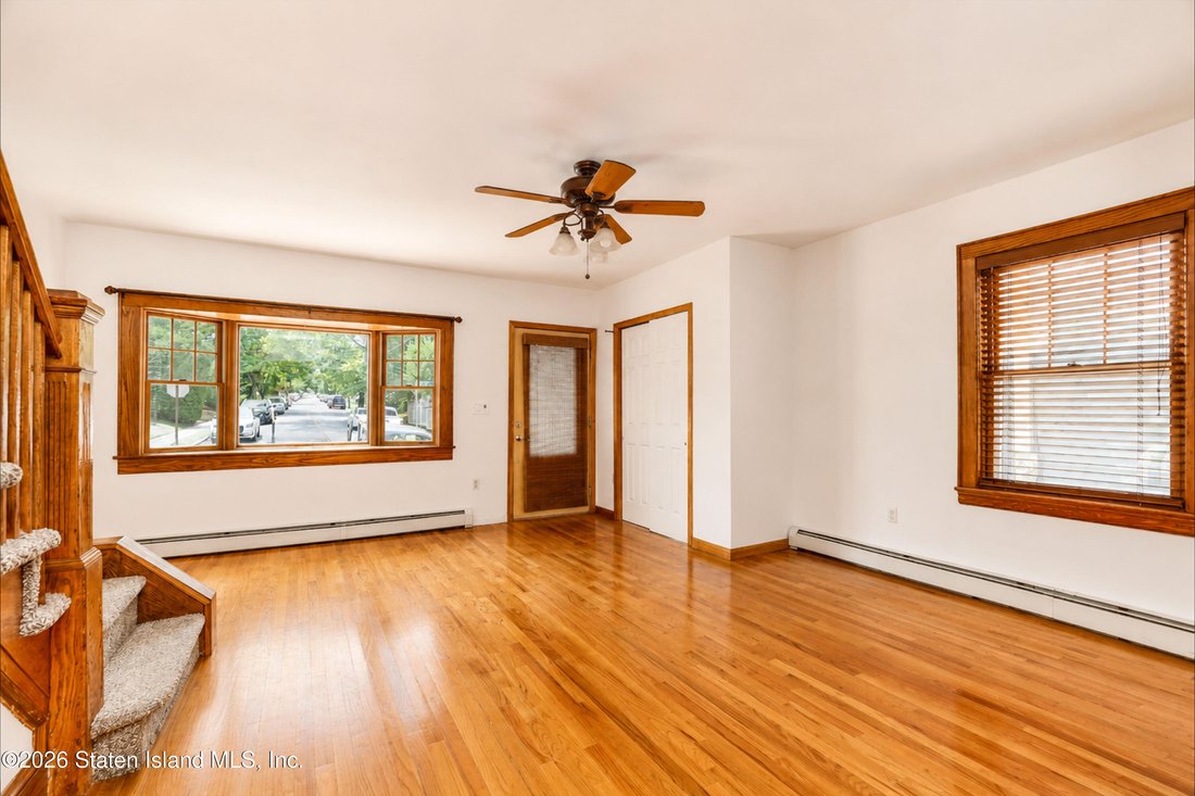 House in New York, New York, United States 4 - 18362506
