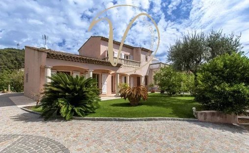 Villa in Villefranche-sur-Mer, Provence-Alpes-Côte d'Azur, France 1